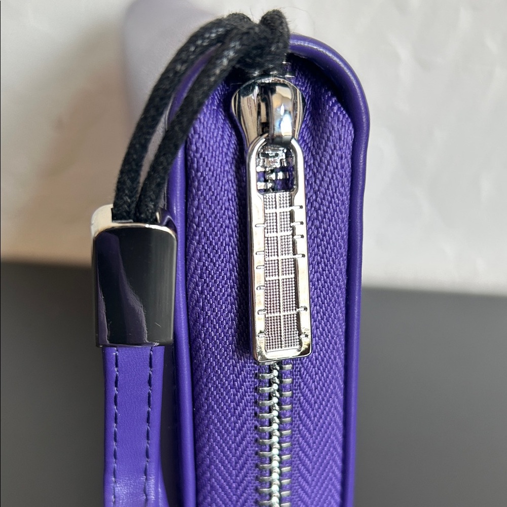 Purple Women's Wristlet Wallet Card Organizer - Picture 4 of 5